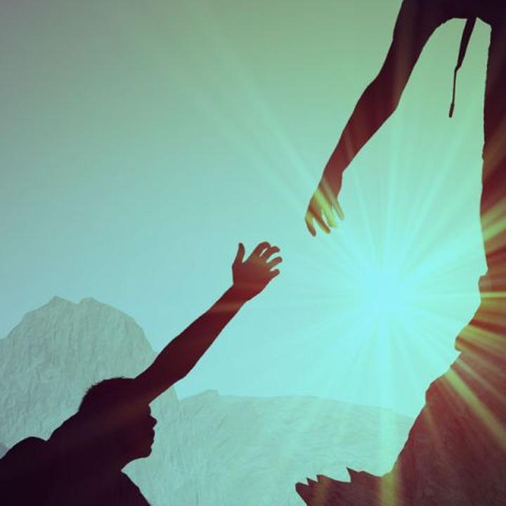 Jakie są koszty usług faktoringu i dla kogo mogą być atrakcyjne?