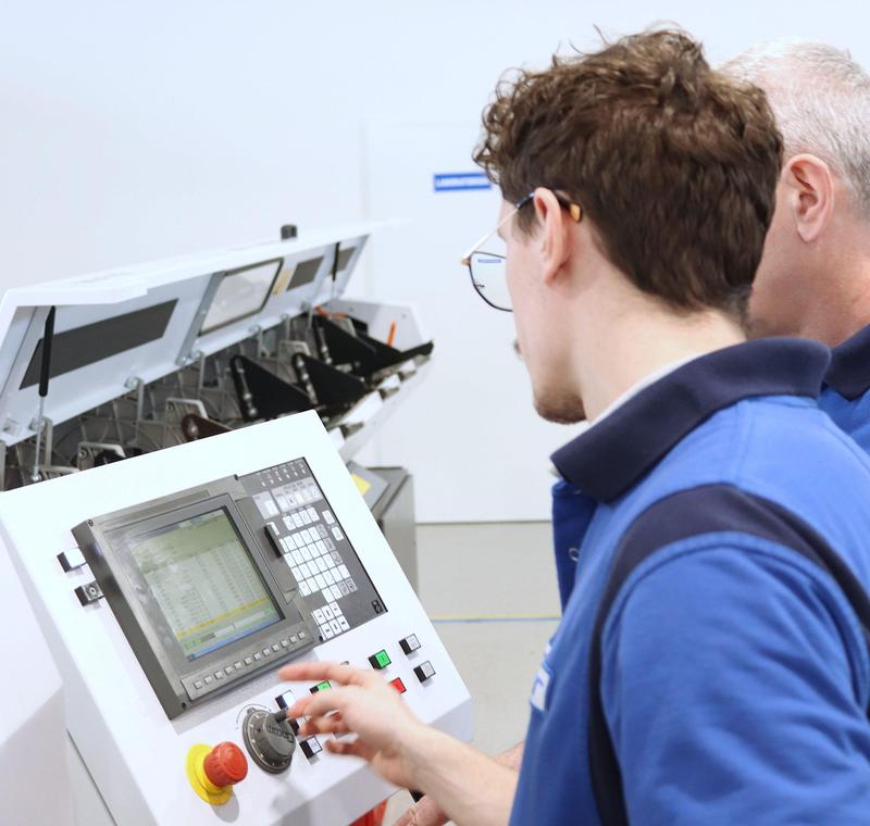 Zarobki operatorów CNC