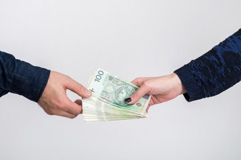 Jak uzyskać korzystną umowę pożyczki – kilka istotnych wskazówek