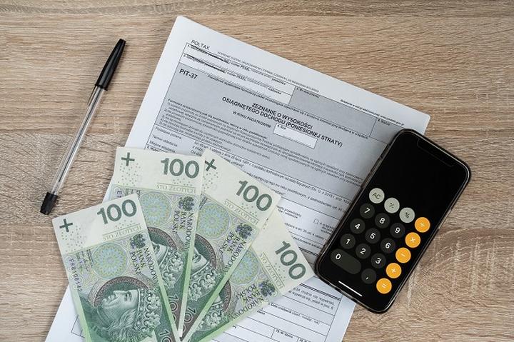 Termin składania PIT i kary
