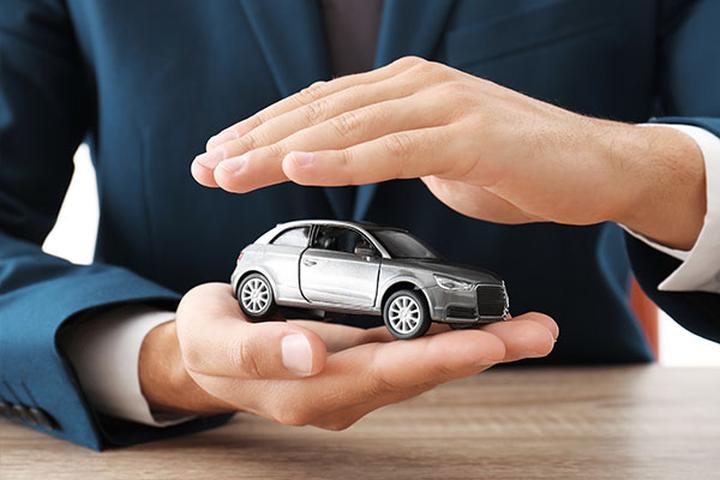 Zyskaj czas i spokój: ubezpieczenie samochodu bez wychodzenia z domu