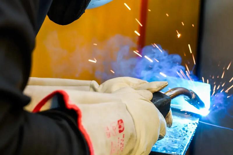 Wynagrodzenie spawacza 2026 Niemcy