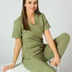 Idealna odzież dla lekarza – jakie cechy są najważniejsze?