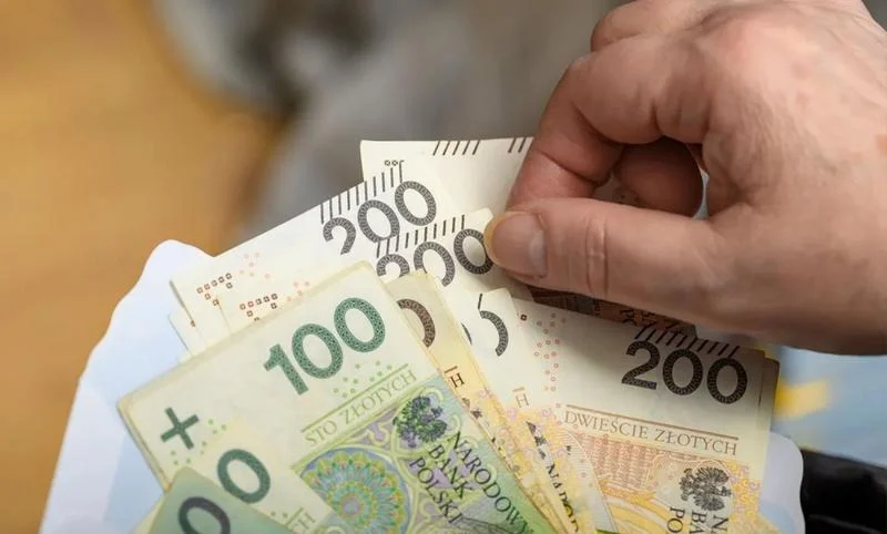 Praca na rencie – czy to możliwe i jakie są ograniczenia?