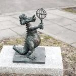 Ile zarabia astronom w Polsce i na świecie — zarobki i perspektywy